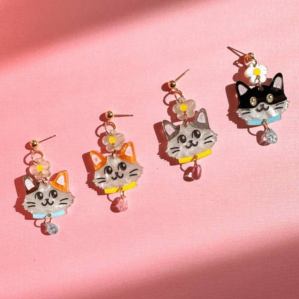 Little Daisy Cat Dangle 5