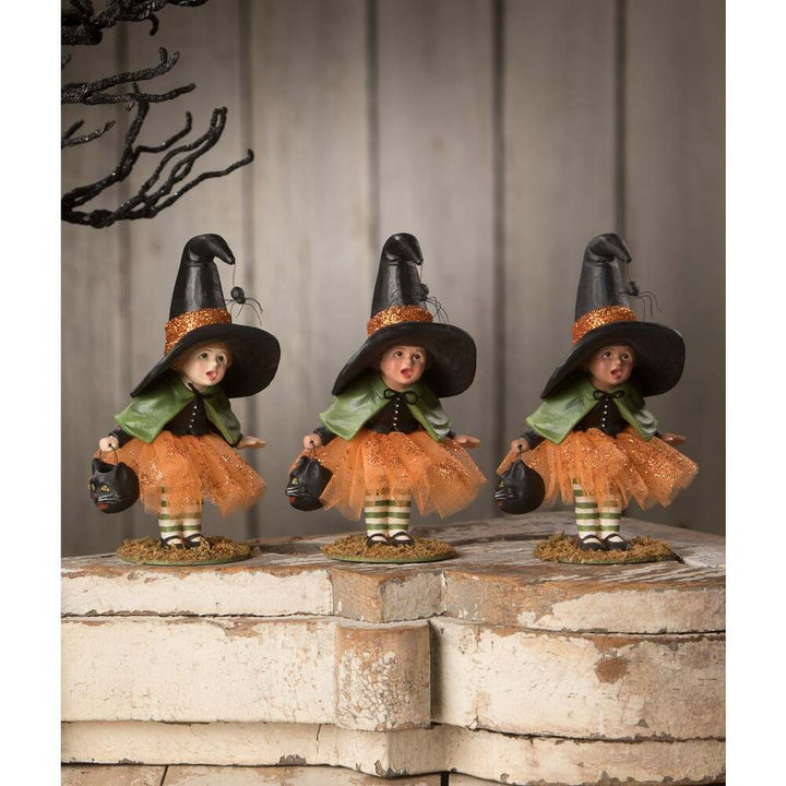 Little Lavinia Witch with Spider by Bethany Lowe Designs 2