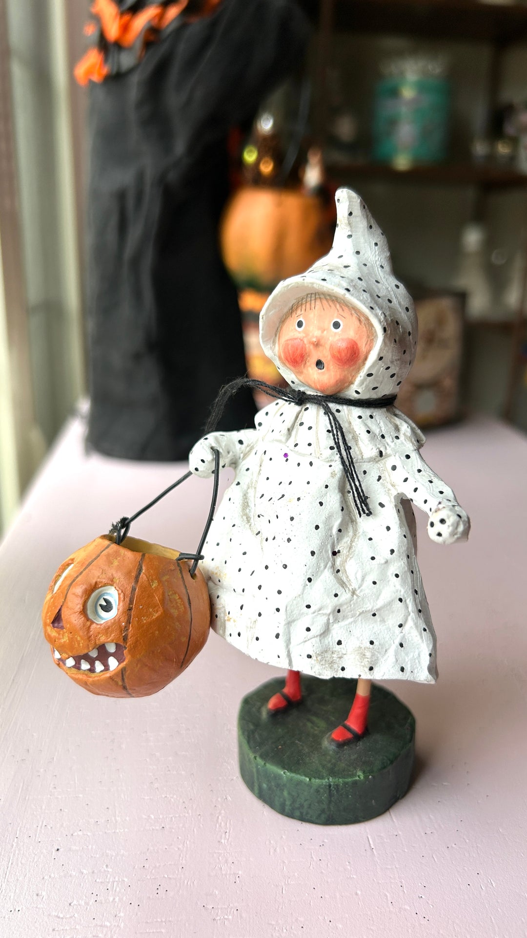 Lori Mitchell Halloween girl side view