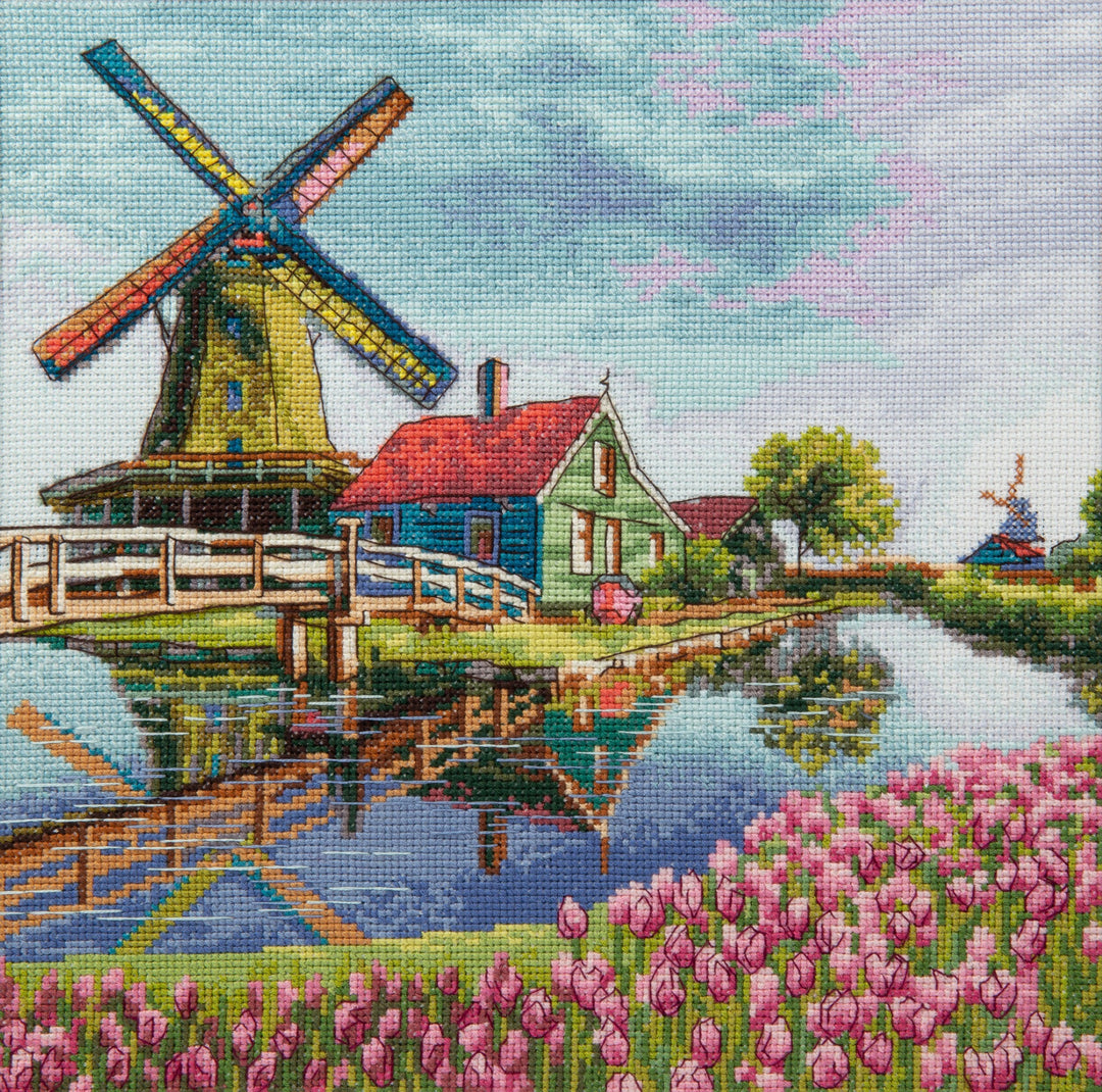 M-481C Counted cross stitch kit "Tulip field"