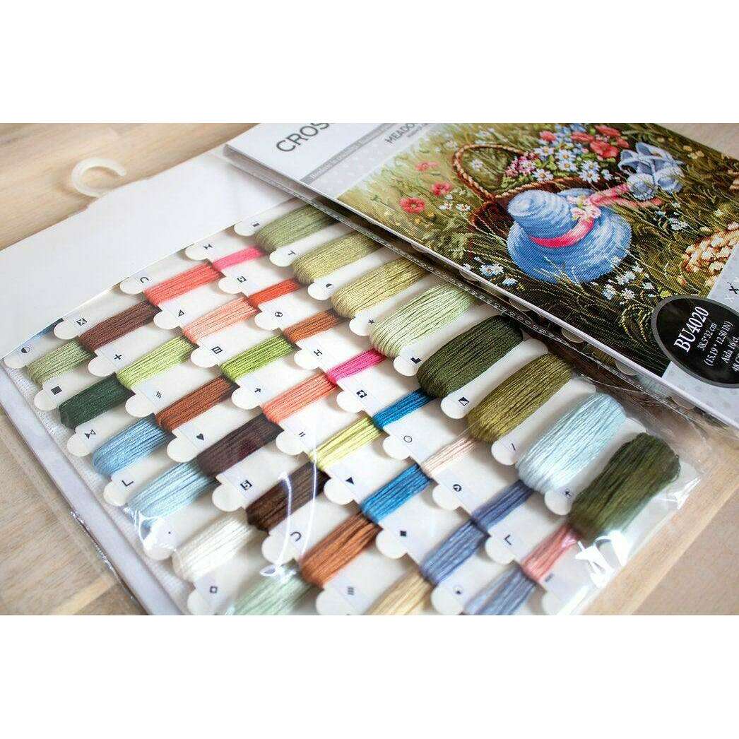 Meadow with poppies BU4020L Counted Cross-Stitch Kit