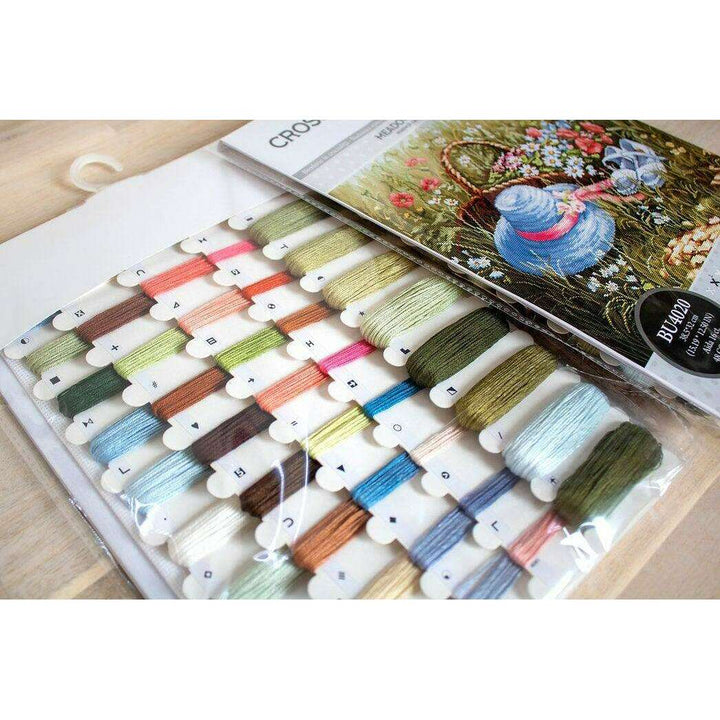 Meadow with poppies BU4020L Counted Cross-Stitch Kit