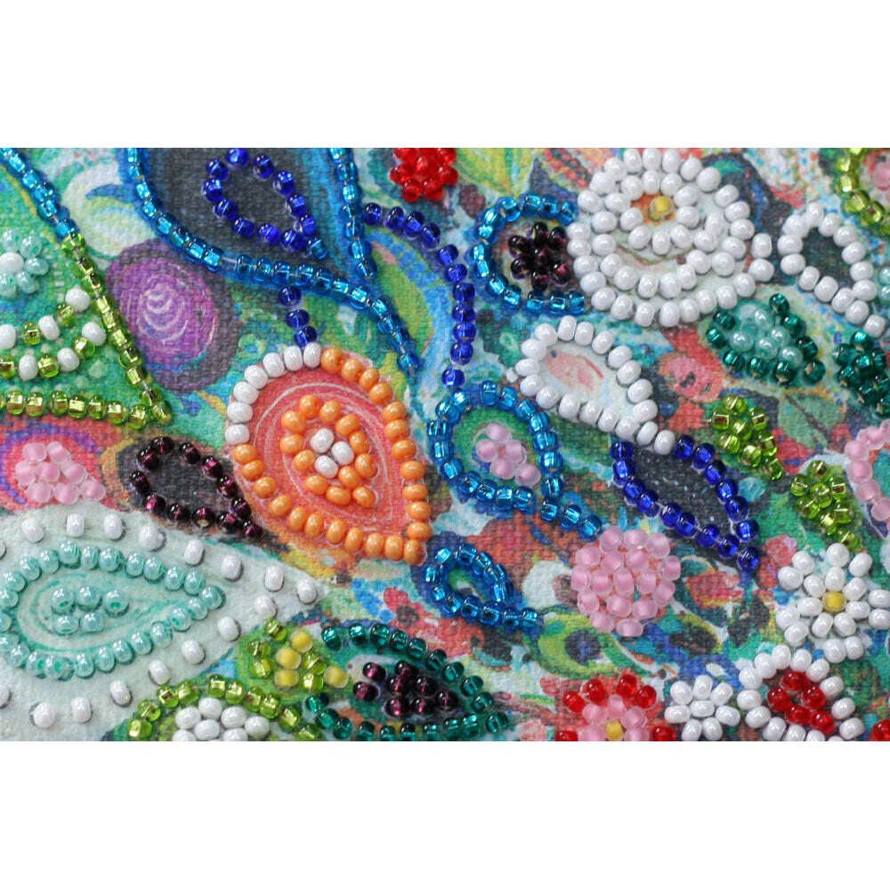 Mini Bead embroidery kit - Colored tail AM-187
