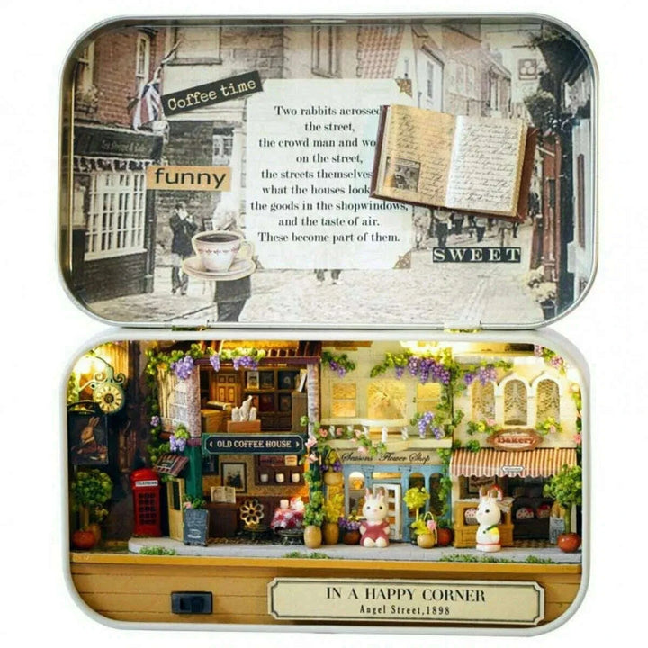 Miniature Wizardi Roombox Kit -  In a happy corner