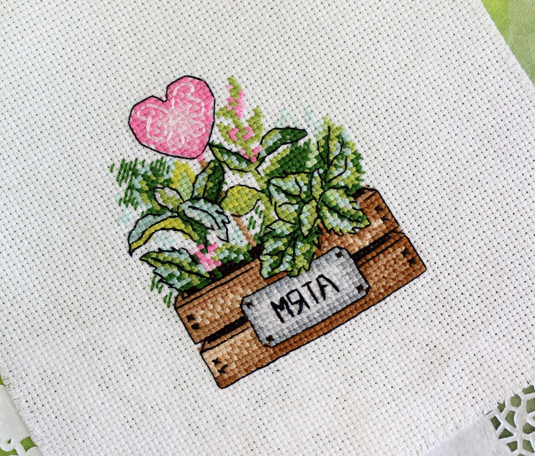 Mint SM-637 Counted Cross Stitch Kit