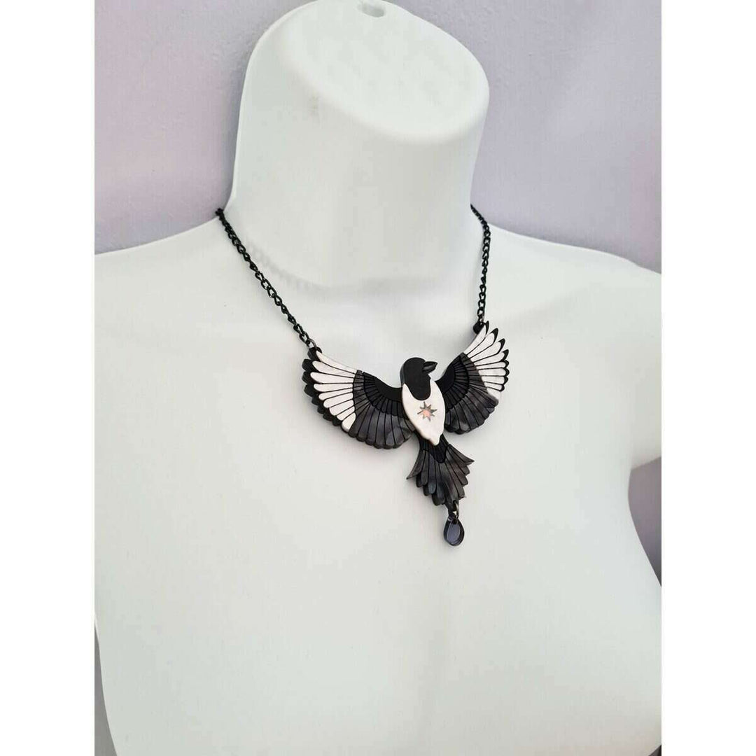 Mystic magpie brooch or necklace 5