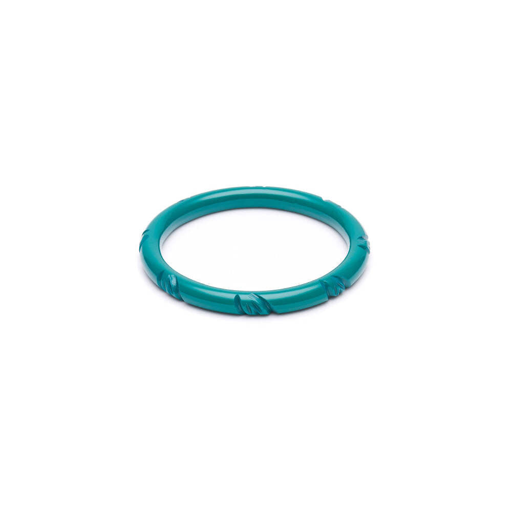 Narrow Jade Green Heavy Carve Fakelite Medium Bangle by Splendette 