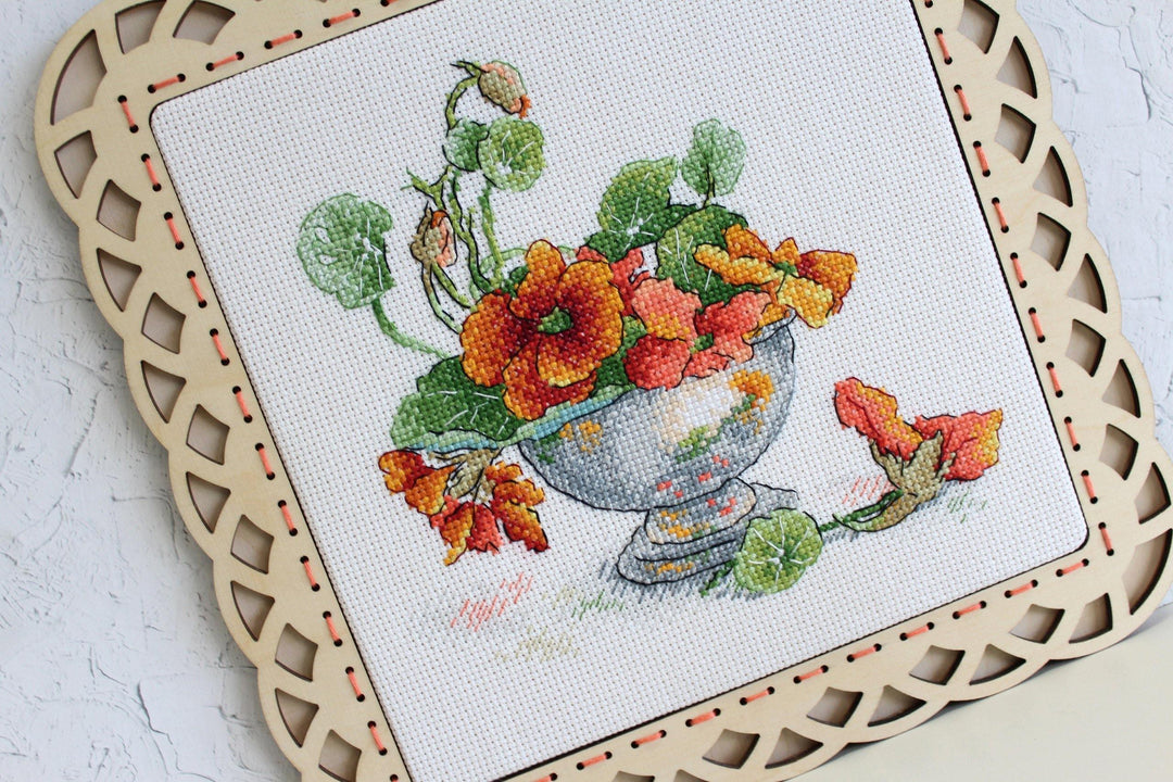 Nasturtium SM-610  Counted Cross Stitch Kit