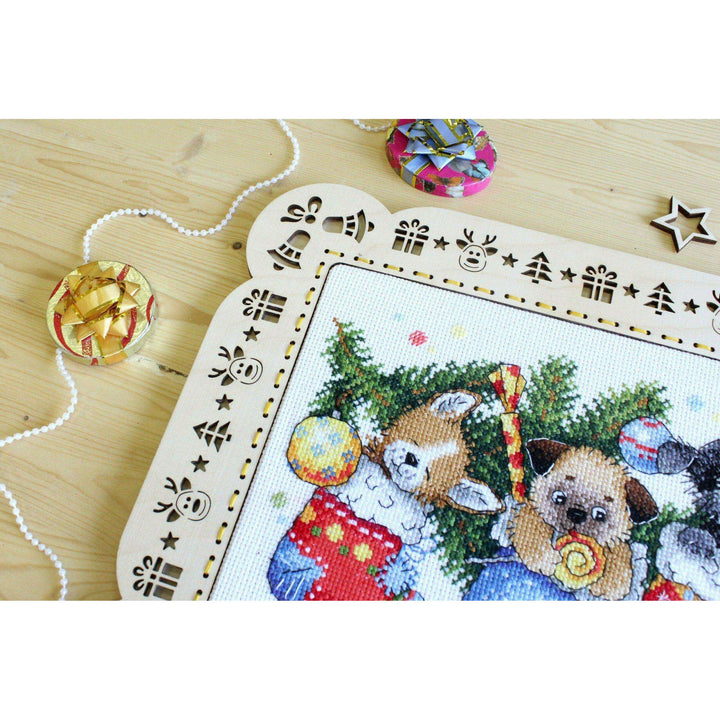New Year Surprise SM-566  Counted Cross Stitch Kit