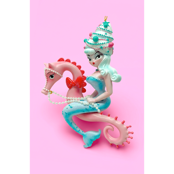 miss_fluff_mermaid-riding-seahorse-december-diamonds