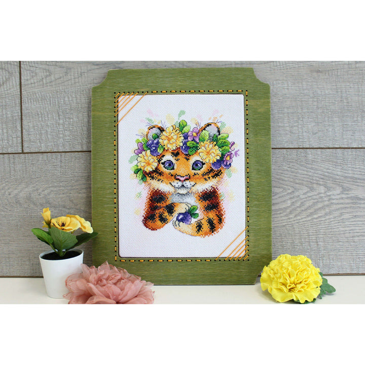 On a Summer Day SM-612  Counted Cross Stitch Kit