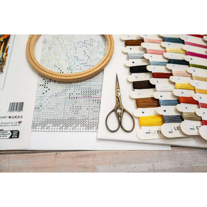 Paris L9929 Counted Cross Stitch Kit