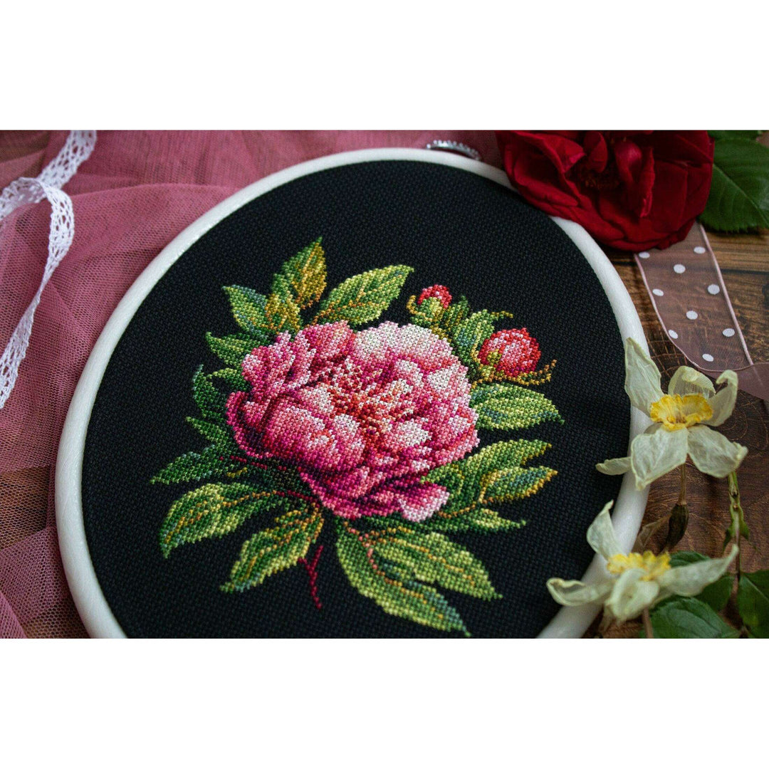 Peter Brand Peony BC204l Counted Cross-Stitch Kit