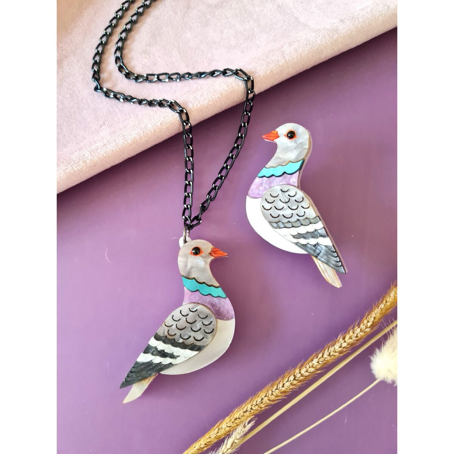 Pigeon pin brooch or pendant 