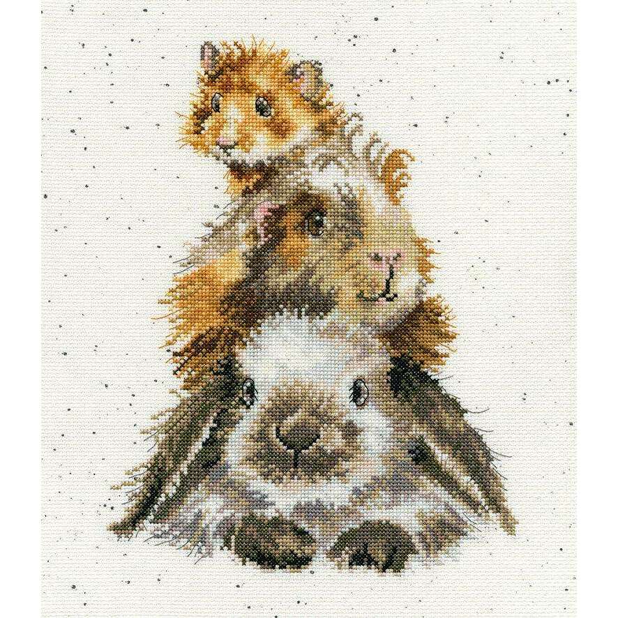 Piggy In The Middle XHD65 Counted Cross Stitch Kit