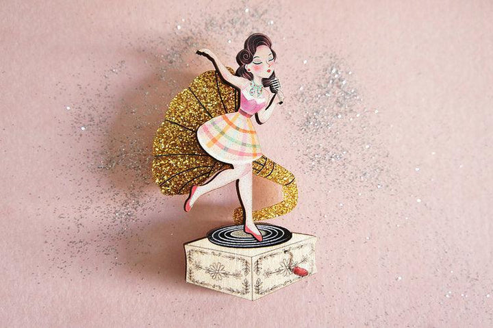 Pin Up Singer Brooch by Laliblue - Quirks!