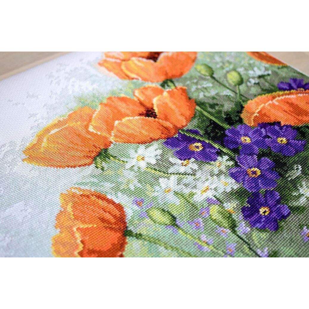 Poppies B2368L Counted Cross-Stitch Kit