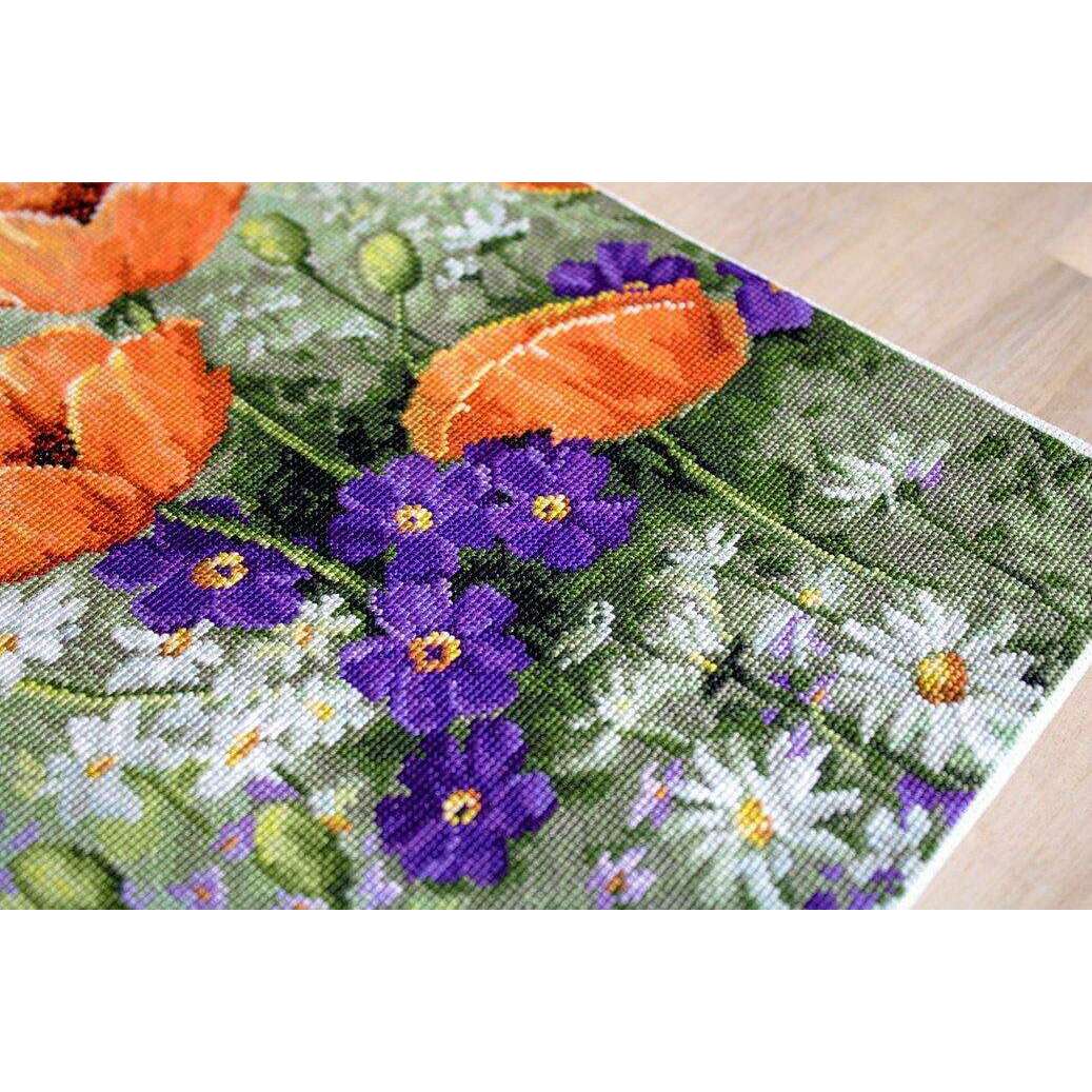 Poppies B2368L Counted Cross-Stitch Kit