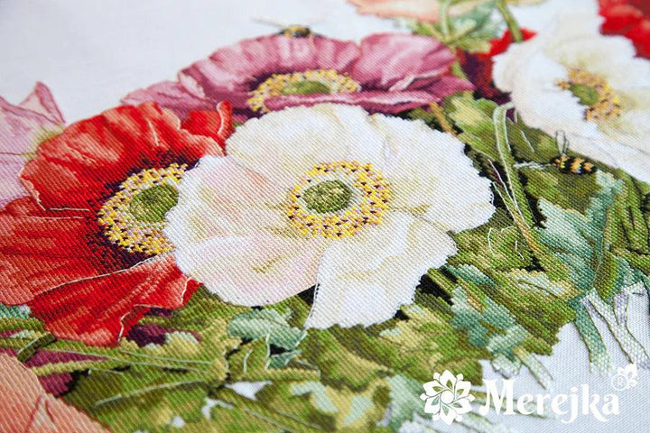 Poppies K-33 Counted Cross-Stitch Kit