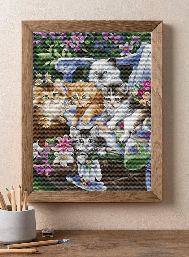 Purfect Gardening Buddies BU5026L Counted Cross-Stitch Kit