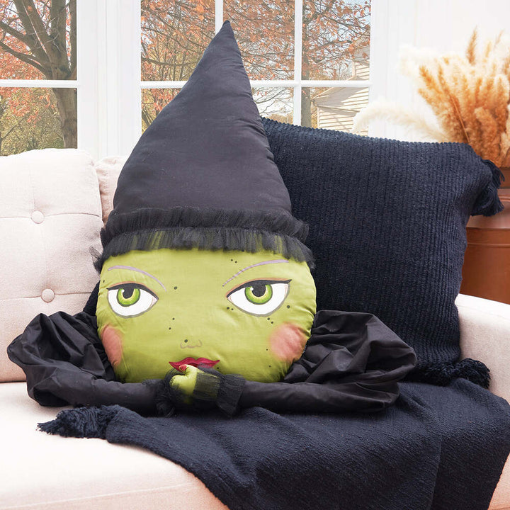 Resting Witch Face Art Doll by Zombinaland 1