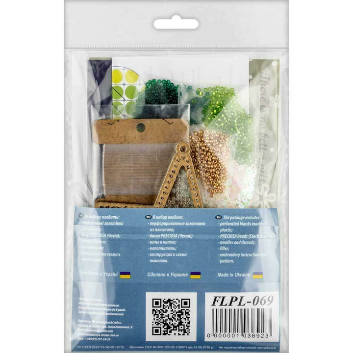 Set for embroidery with beads on a plastic base FLPL-069