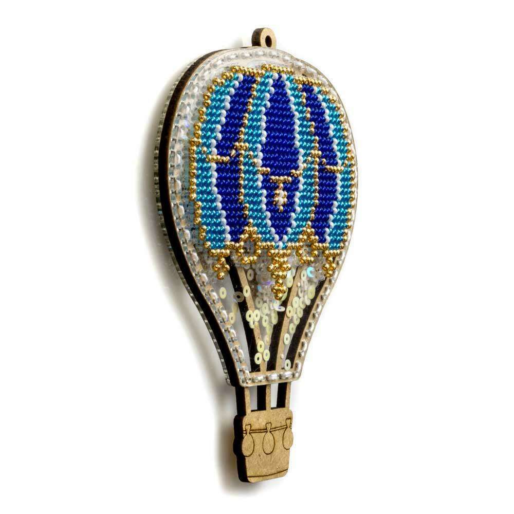 Set for embroidery with beads on a plastic base FLPL-074