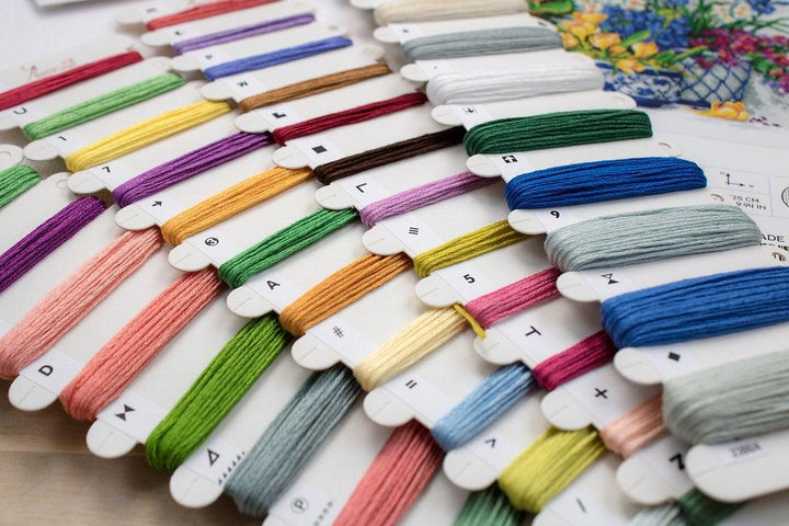 Spring flowers B2386L Counted Cross-Stitch Kit