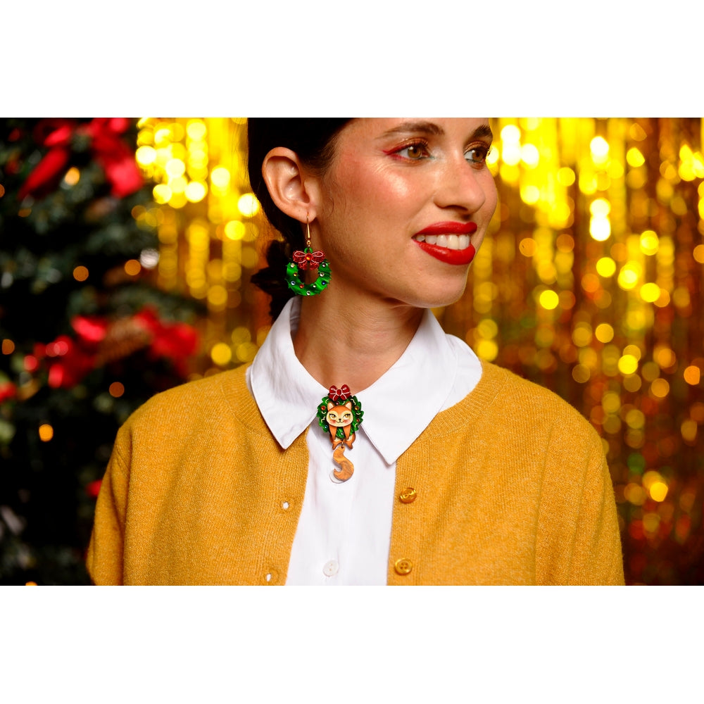 Squirrel in A Christmas Wreath Button Cover by Laliblue 2