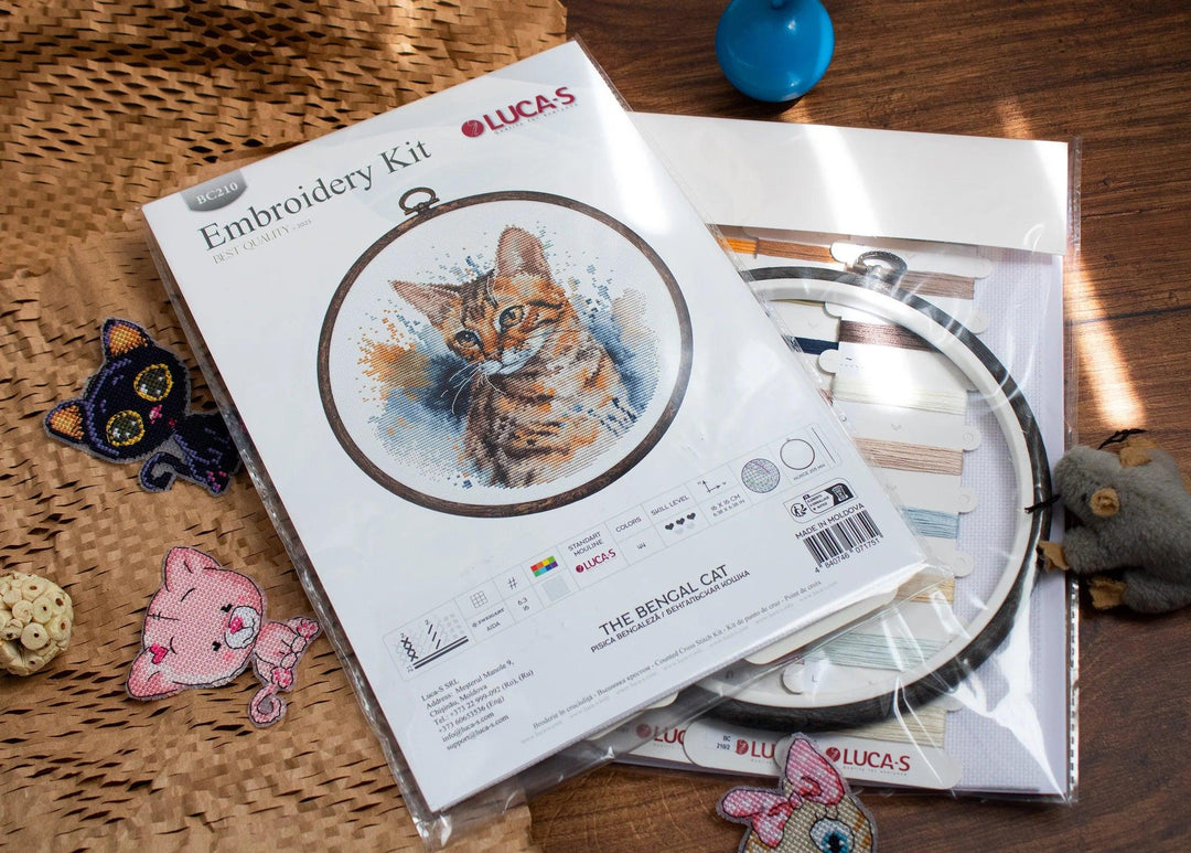 The Bengal Cat BC210l Counted Cross-Stitch Kit