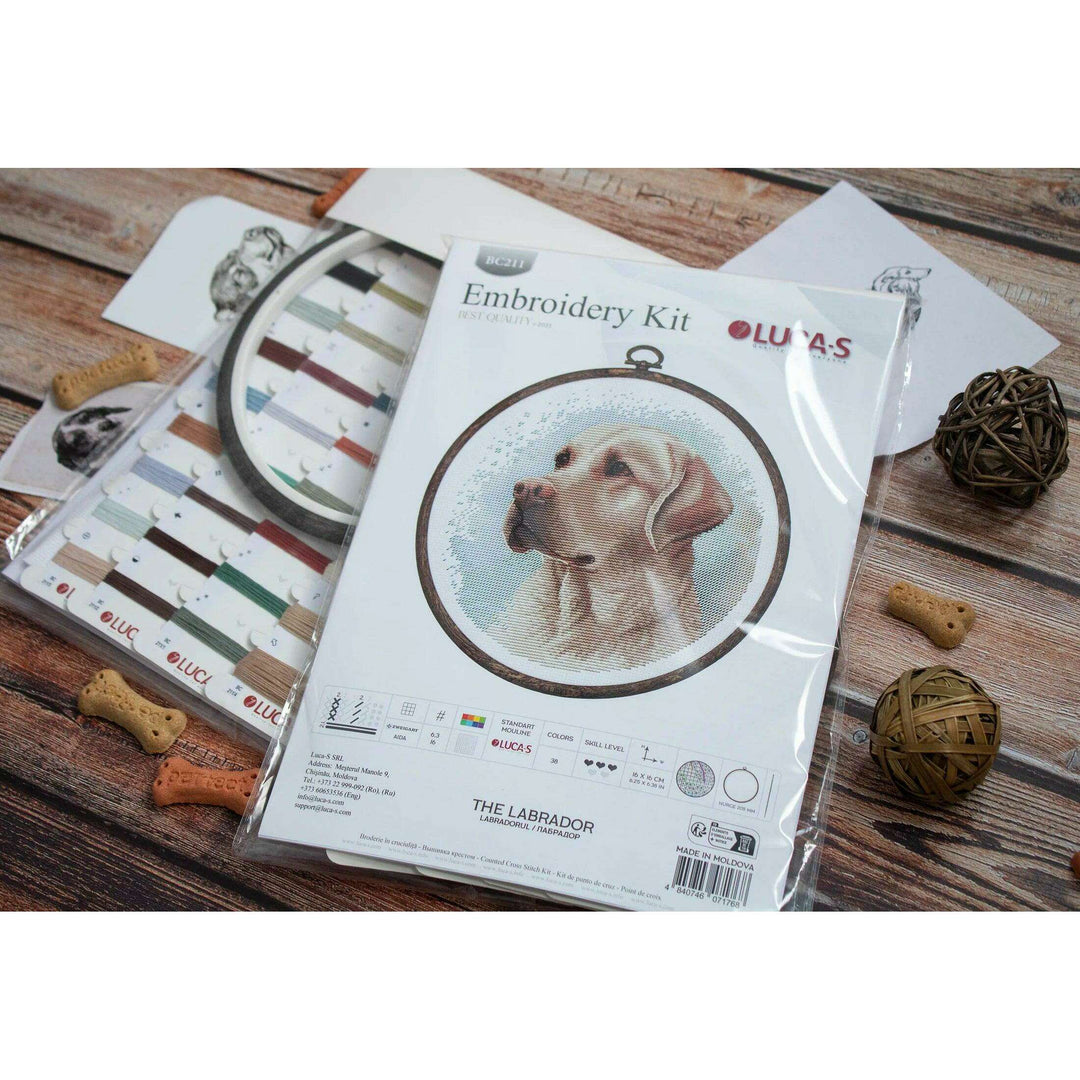 The Labrador BC211l Counted Cross-Stitch Kit