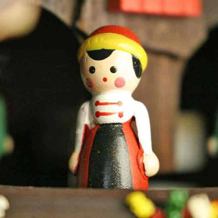 The White Chalet by Kit Cat Klock  3