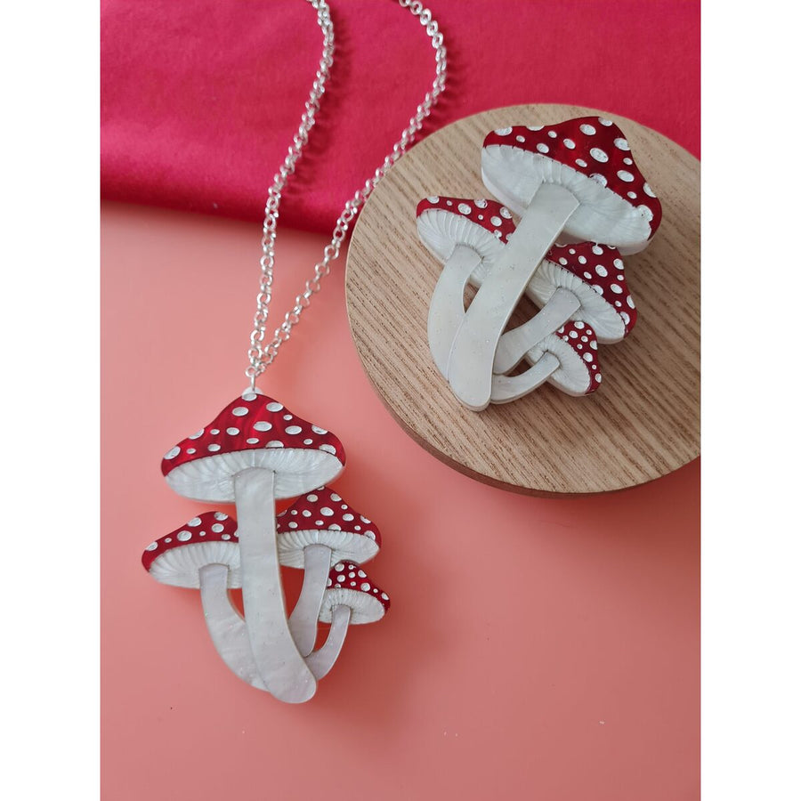 Toadstool mushroom cluster brooch or necklace 