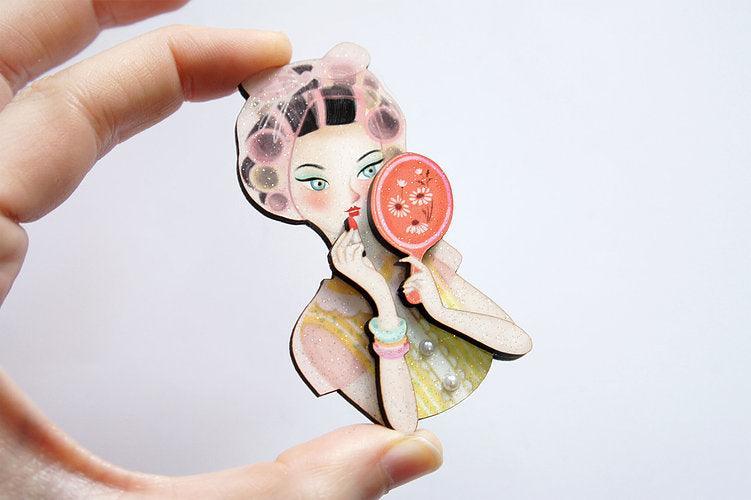 Vanity Lady Brooch by Laliblue - Quirks!