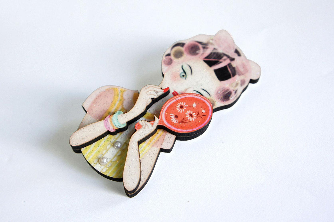 Vanity Lady Brooch by Laliblue - Quirks!