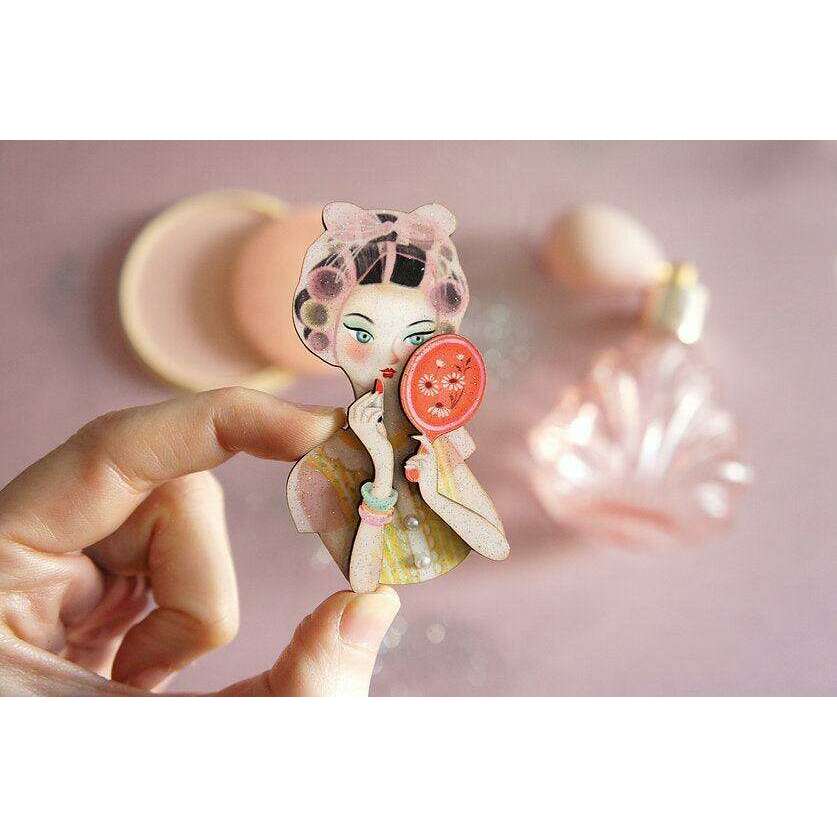 Vanity Lady Brooch by Laliblue - Quirks!