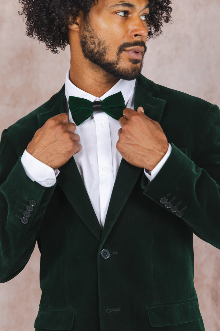 The Elegant Evergreen | Green Velvet Velvet Bowtie