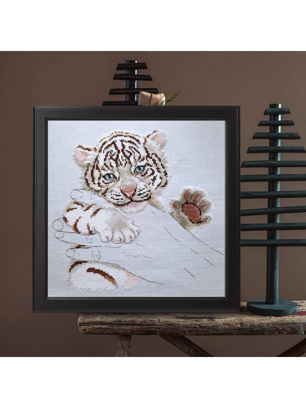 Warmth in palms M893 Counted Cross Stitch Kit