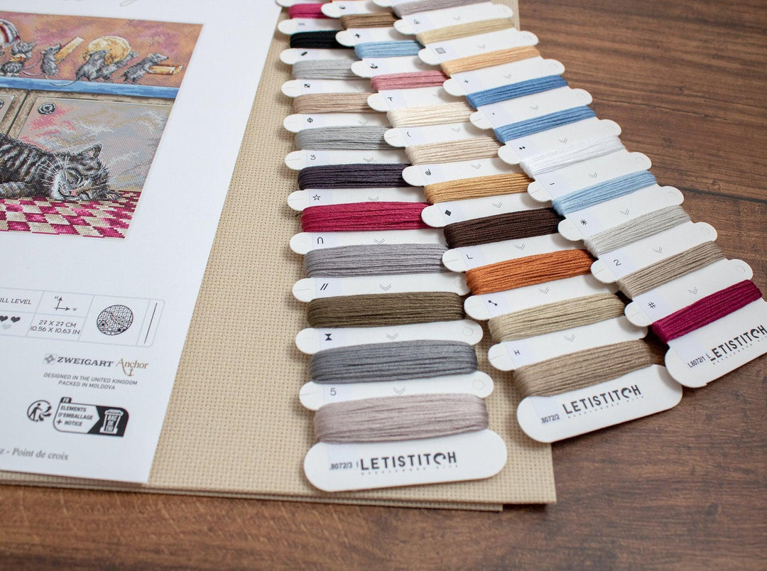 When the Cat Sleeps L8072 Counted Cross Stitch Kit