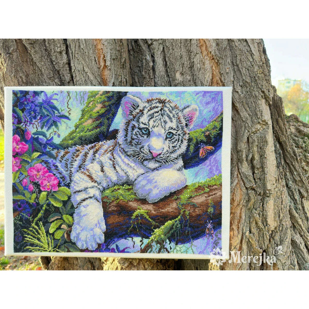 White Tiger K-260 Counted Cross-Stitch Kit