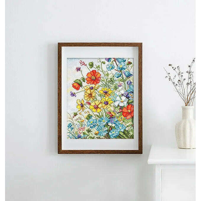 Wildflowers L8091 Counted Cross Stitch Kit
