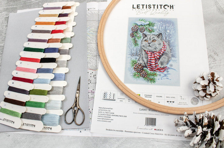 Winter Cat L8997 Counted Cross Stitch Kit