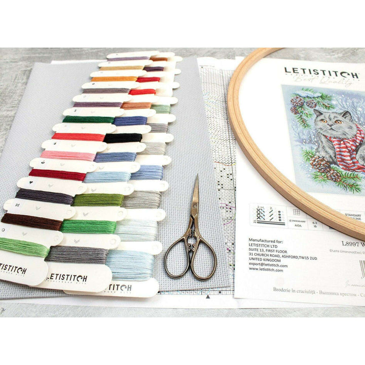Winter Cat L8997 Counted Cross Stitch Kit