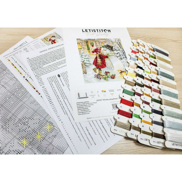 Winter playtime L8057 Counted Cross Stitch Kit