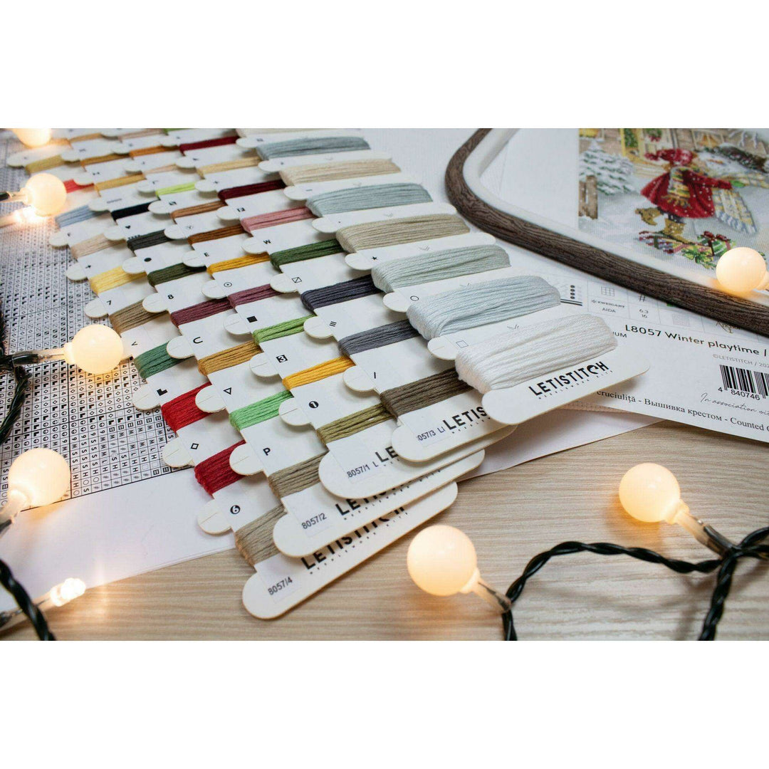 Winter playtime L8057 Counted Cross Stitch Kit