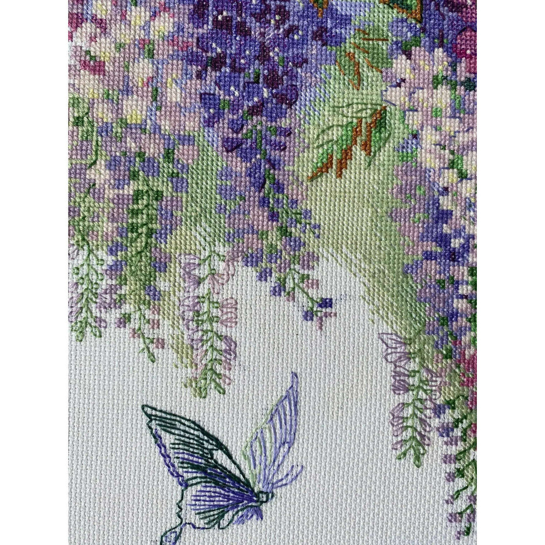 Wisteria R1672 Counted Cross Stitch Kit