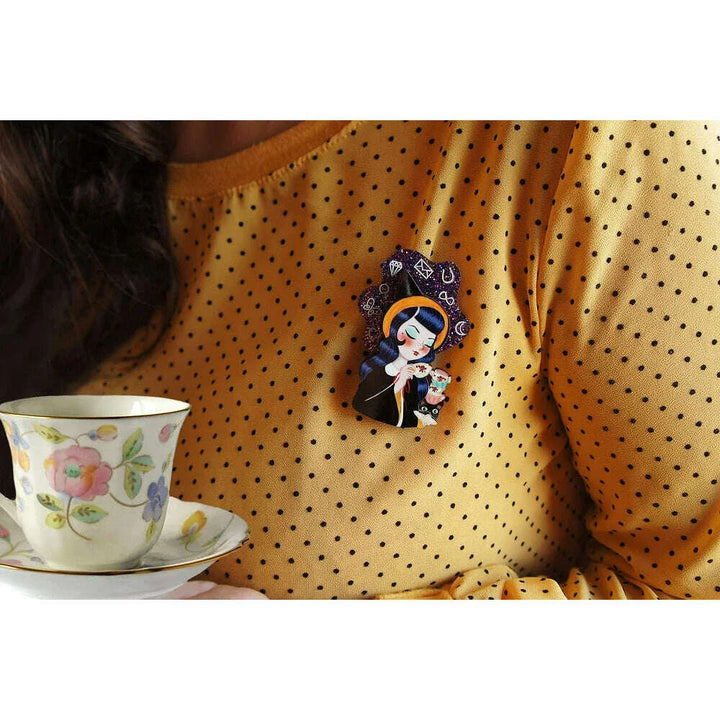Witch Reading Tasseomancy Brooch by Laliblue - Quirks!