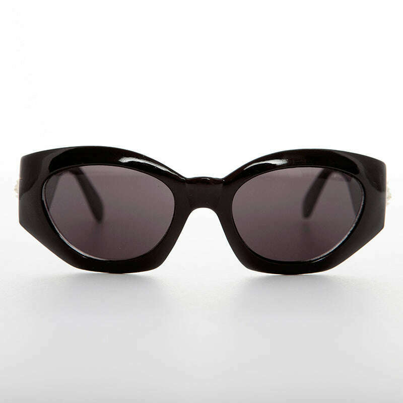 Women's Fashion Cat Eye Sunglass with Gold Emblem - Diva