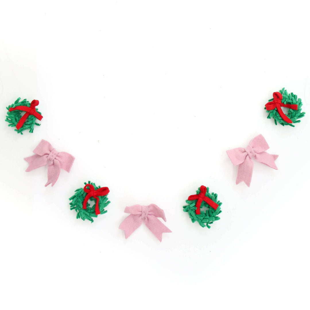 Wreaths and Bows Felt Garland