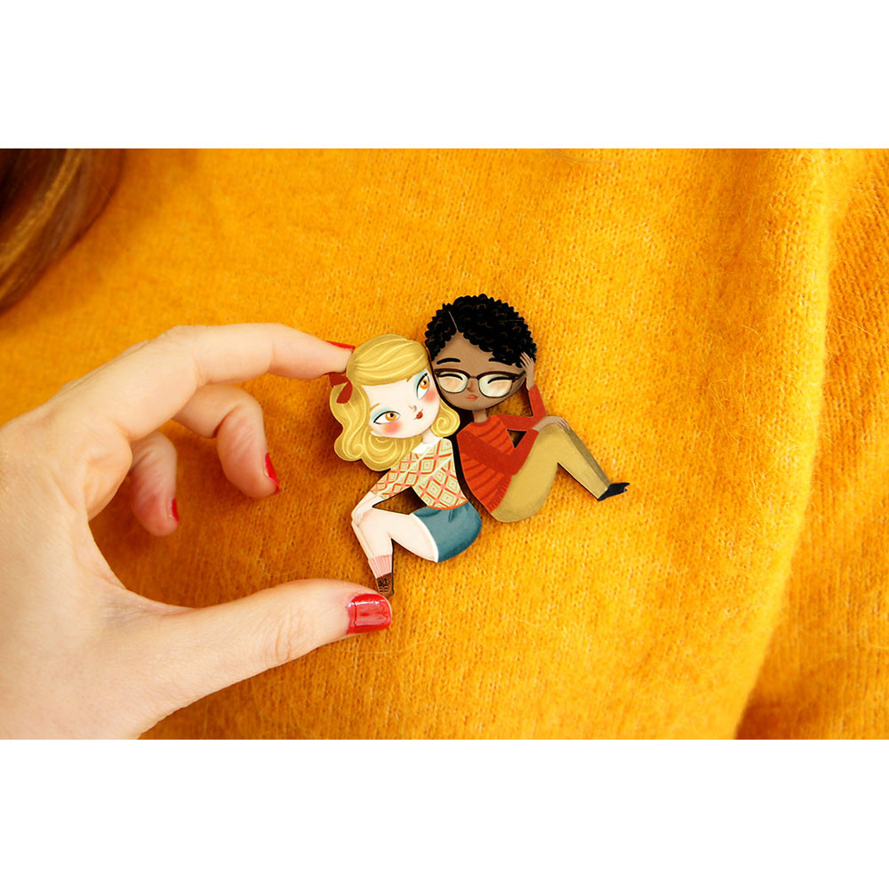 Puzzle with blonde girl brooch